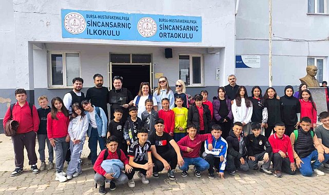 "Öğrencilerin yüzü güldü, saçları şekillendi"