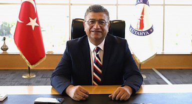 Rektör Kızıltoprak'tan Haydarpaşa Camii tartışmalarına değerlendirme: "Şehrin dinamiği görmezden gelinmesin"