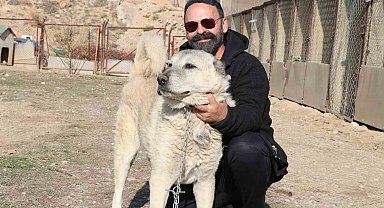 Rus güzele gönlünü kaptıran kangala kadınlardan tepki: "Bizim erkeklerimiz böyledir"