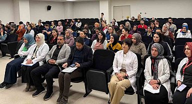 Sağlık çalışanlarına sıtma konulu bilgilendirme