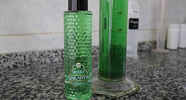 Sakarya'nın çiçekleri şişelendi, kokusu dünyayı sardı