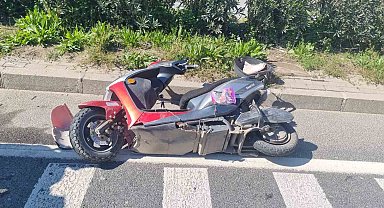 Salihli'de ekobis ve motosiklet çarpıştı: 3 yaralı