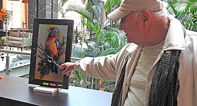 Sanatla üretip çocuklar için bağışlıyorlar: 84 yaşında örnek dayanışma