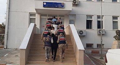 Şanlıurfa'da göçmen kaçakçılığı operasyonu: 18 organizatör yakalandı