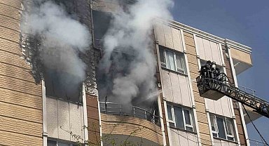 Şanlıurfa'da korkutan yangın: Mahsur kalanlar kurtarıldı