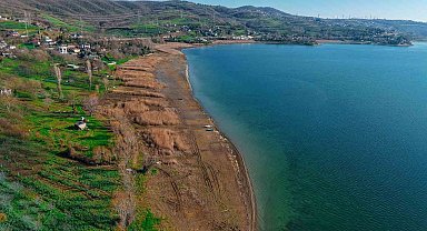 Sapanca Gölü'nde kaçak yapı yıkım çalışmalarının ikinci etabına başlandı