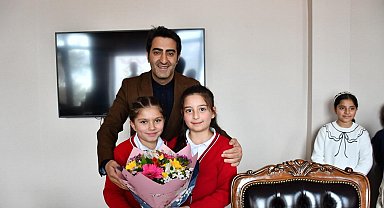 Sarıkamışlı öğrencilerden "Oyuncu Beyinler" turnuvasında gururlandıran başarı