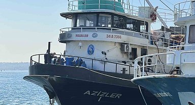 Sarıyer'de balıkçı teknesinden alevler yükseldi