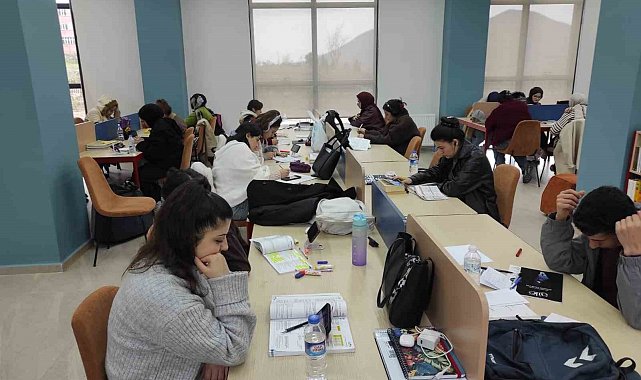 Sason'da yeni kütüphaneye yoğun ilgi