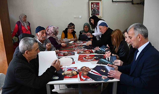 Şehit evlatlarını, eşlerinin hatıralarını 3 boyutlu rölyeflerde yaşatıyorlar