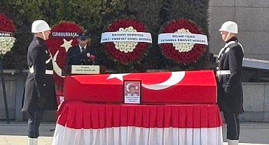 Şehit polis memuru Seçkin Yalçın için emniyette tören düzenlendi