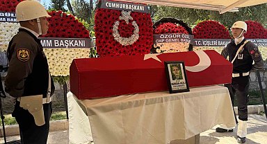 Şehit polisin cenazesinde gözyaşları sel oldu