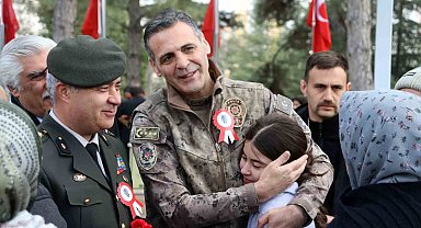 Şehit polisler mezarları başında anıldı