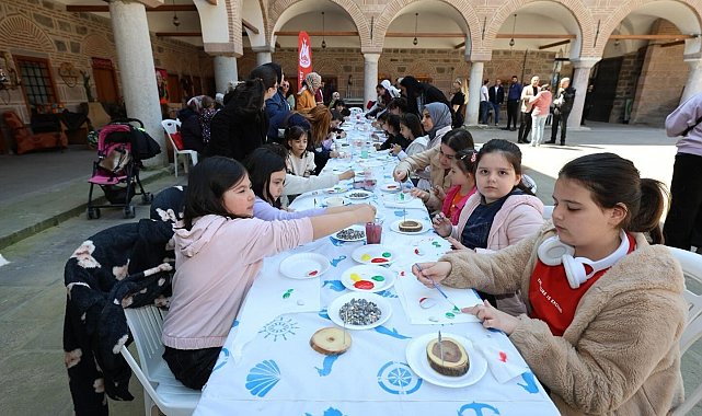Şehzadeler'de çocuklar rengarenk bir gün geçirdi