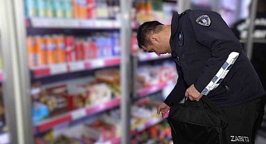 Şehzadeler'de kırsal mahalle marketlerine sıkı denetim