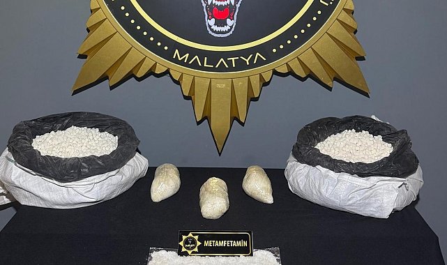 Şeker çuvallarından 3 kilo uyuşturucu çıktı