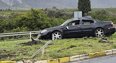 Selçuk'ta kaygan yolda zincirleme trafik kazası