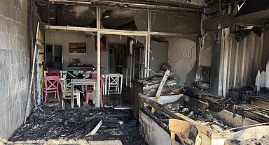 Serik'te balıkçı dükkanı çıkan yangında kullanılamaz hale geldi