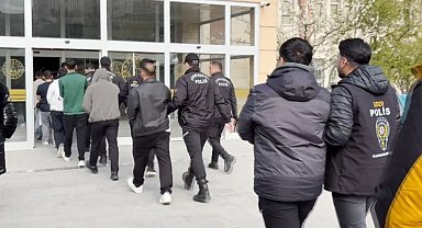 Siber dolandırıcılık operasyonunda 15 kişi tutuklandı