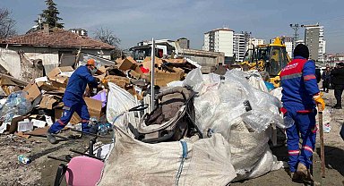 Sincan Belediyesi temiz bir çevre için çalışmalarını sürdürüyor