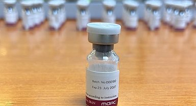 Sınır kapısında cebine sakladığı botoks maddesiyle yakalandı.