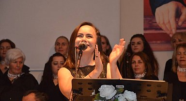 Sinop'ta Türk halk müziği konseri