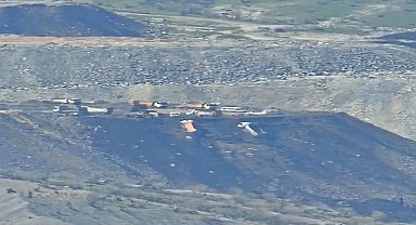 Şırnak'ta hafriyat sahasında toprak kayması: Park halindeki 2 araç şarampole yuvarlandı