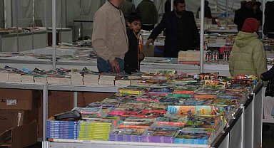 Şırnak'ta "Mezopotamya'nın Ruhunda Baharı Kitaplarla Karşılıyoruz" Kitap Fuarı ve Kültür Şöleni sona erdi