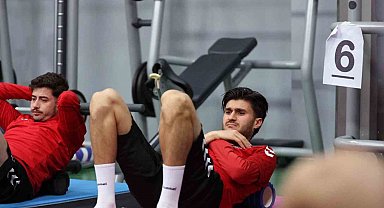 Sivasspor salonda çalıştı