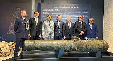 Söküme gelen gemiden 17. yüzyıla ait bronz top çıktı