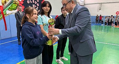 Şuhut'ta 23 Nisan coşkuyla kutlandı