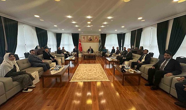 Suudi Arabistan Büyükelçisi Abualnasr: "Krallık, Türkiye ve diğer ülkelerle savaşın sona erdirilmesi ve bölgesel istikrarın yeniden tesis edilmesine katkı sağlamaya devam etmektedir"