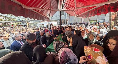 Taciz mağduru genç kız son yolculuğuna gözyaşları ile uğurlandı