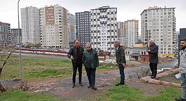 Talas'ta hafta sonu mesaisi: Yeni park ve otopark alanları incelendi