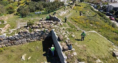 Tarihi surlarda kapsamlı temizlik çalışması