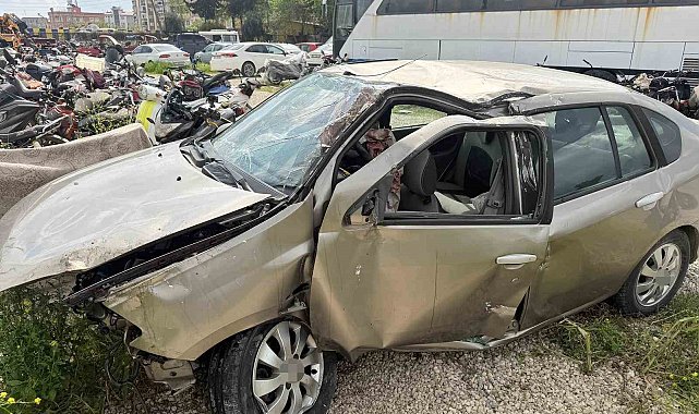 Tarsus'ta feci kaza: 2 ölü, 2 yaralı