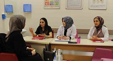 Tatvan'da ücretsiz gebelik eğitimiyle anne adaylarının kaygıları azalıyor