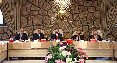 TBMM alt komisyonu İzmir'deki cezaevlerini inceledi