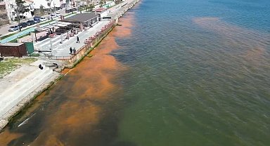 Tekirdağ'da sahil turuncuya büründü