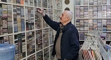 Teknolojiye direndi, 50 yıldır plak ve kaset satıyor