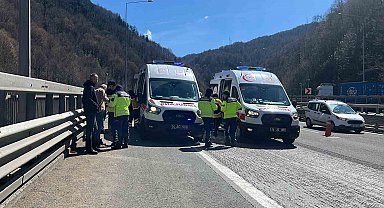 TEM Otoyolu'nda 5 aracın karıştığı zincirleme kaza: 5 yaralı