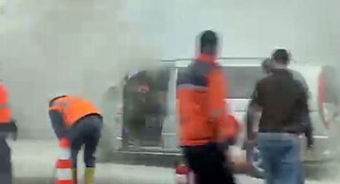 TEM'de minibüs yangını