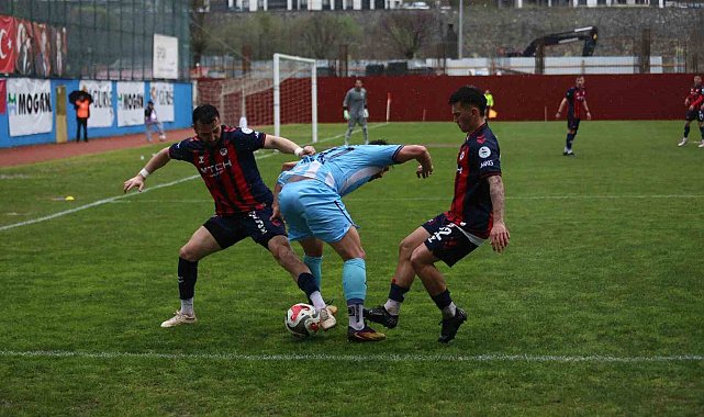 TFF 3. Lig: Pazarspor: 3 - Zonguldakspor FK: 3