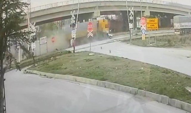 Tır otomobile çarptı: 1 ölü