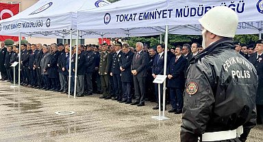 Tokat'ta Polis Teşkilatının 181 kuruluş yıl dönümü yağmur altında kutlandı