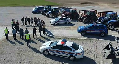 Trafik jandarmasından "Reflektör Tak Görünür Ol" eğitimi