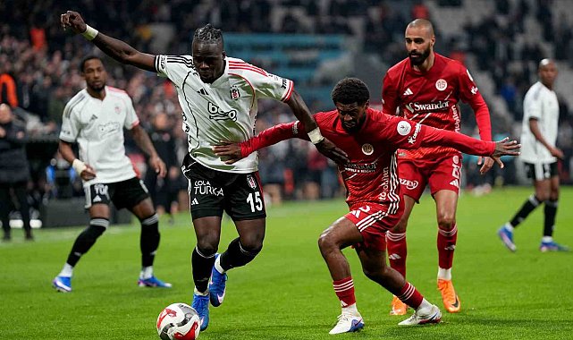 Trendyol Süper Lig: Beşiktaş: 4 - Antalyaspor: 2