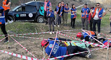 Tunceli'de 21 sağlık personeli UMKE eğitimini tamamladı