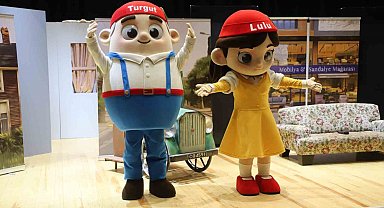 Turgut ve Lulu ilk kez sahne aldı