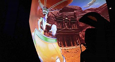 Türkiye'de ilk: Uçan sinema vatandaşların ayağını yerden kesti